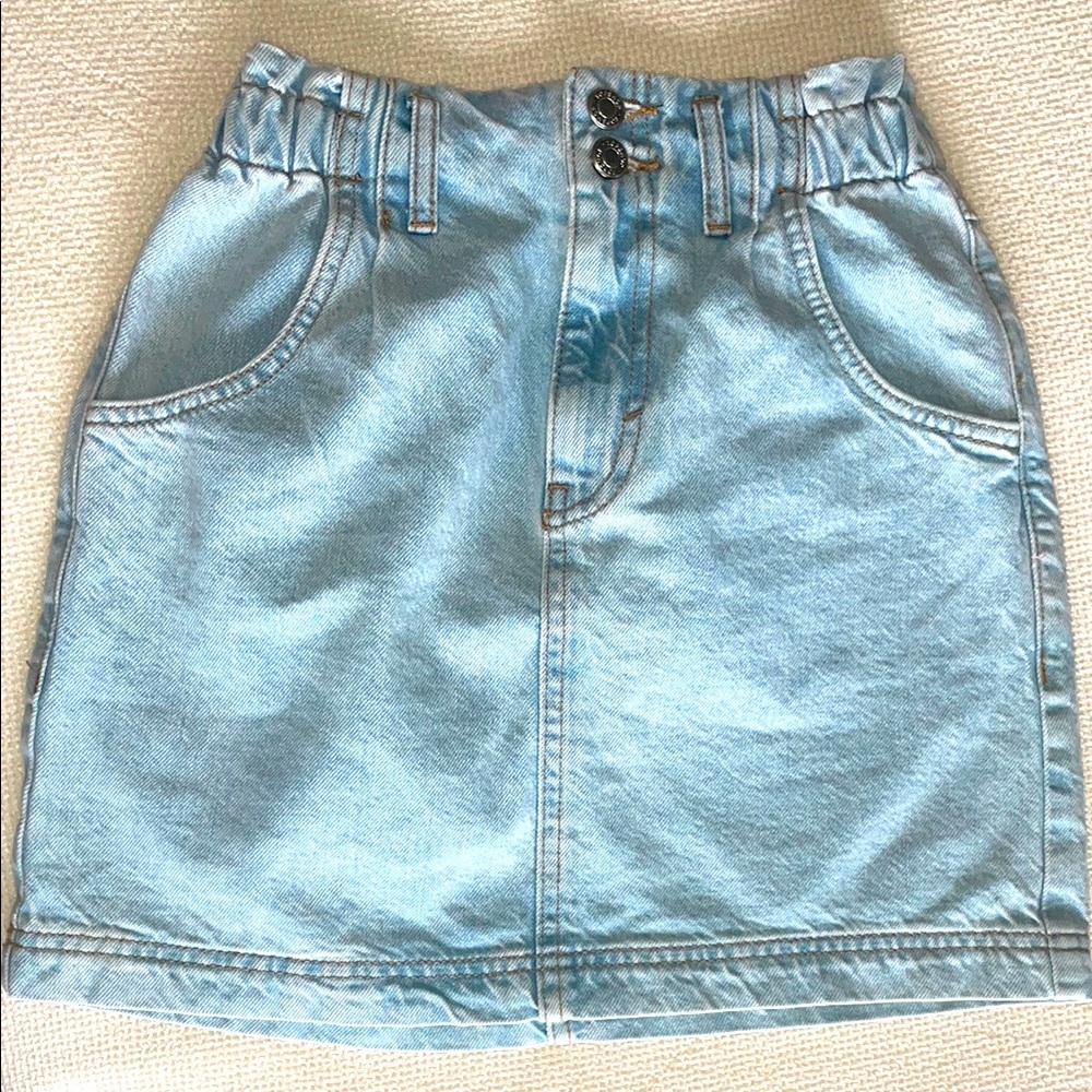 EUC Topshop Light Blue Denim Skirt | size 4